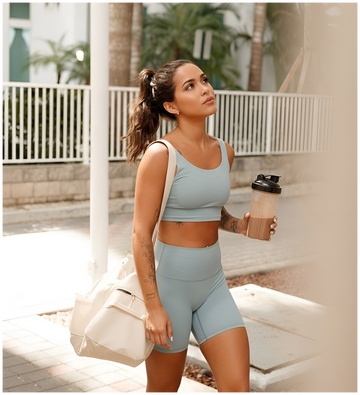 A Woman's Guide to Choosing a Protein Powder for Hormonal Balance
